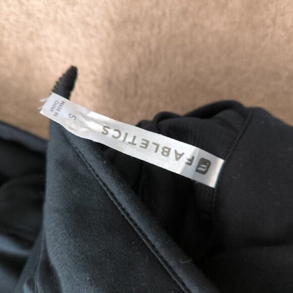 Fabletics Jojo Hiking Outdoor Utility Athletic Athleisure Lounge Jacket S - Picture 7 of 10